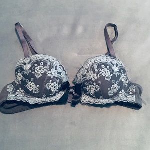32A Aerie Grey Bra with Silver Embroidery